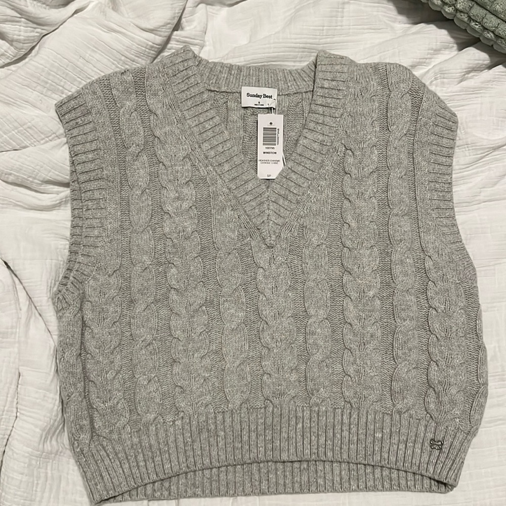 Aritzia Vest